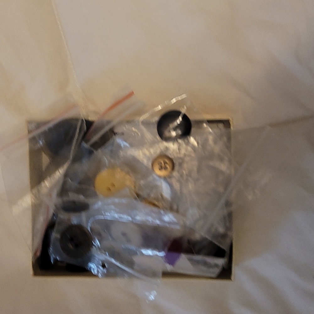 Accessories - Picture 2 of 2